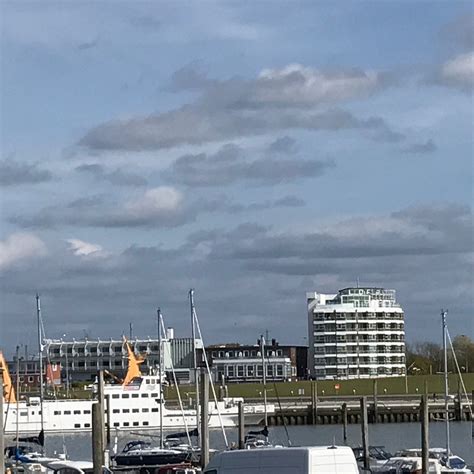 HOTEL FAEHRHAUS (Norddeich) - Hotel Reviews, Photos, Rate Comparison ...