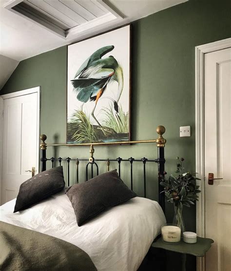 dark sage green bedroom ideas