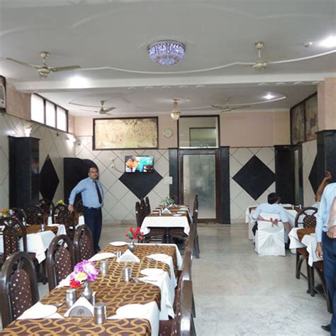 Hotels In Vrindavan | Hotel In Mathura | Luxury Rooms in vrindavan ...