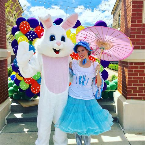 Hire Living Characters for Events: Arkansas Circus Arts