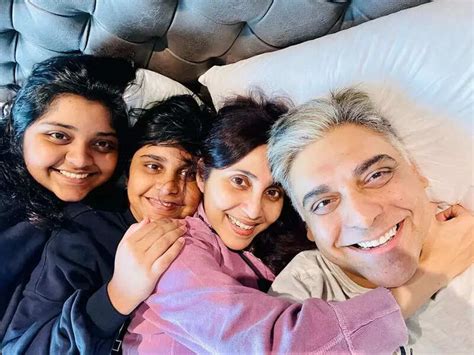 Gautami shares throwback honeymoon picture with Ram Kapoor, netizens ...