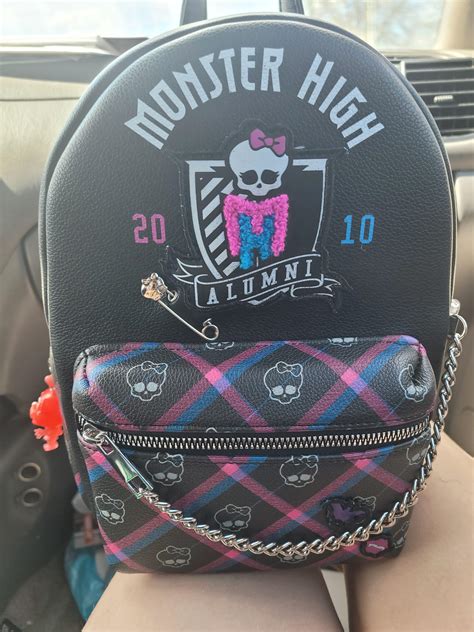 Monster High Backpack! : r/MonsterHigh