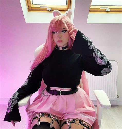 Exploring Textural Elements In Pastel Goth Apparel – HARD'N'HEAVY