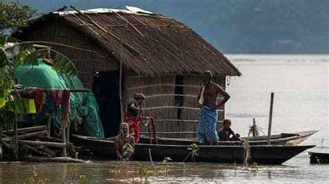 Floods in India, Nepal displace nearly 4 million people, at least 189 dead