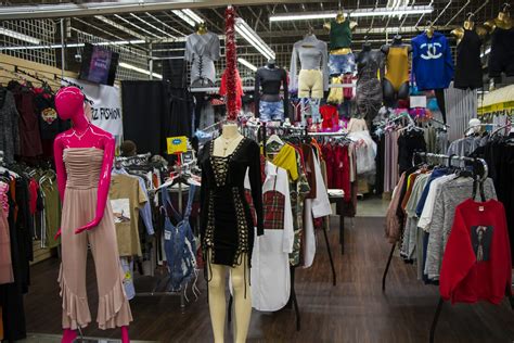 Ladies Clothing Stores in Los Angeles - Slauson Super Mall