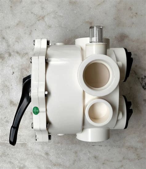 Manual Multiport Valves - 40 NB Top Mount Filter MULTI-PORT VALVE ...