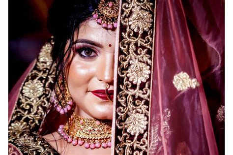 Makeup Artist- Find Makeup Artists Near Me with Prices & Discounts