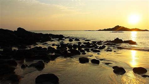 Vibhuti Falls Gokarna Offers A Scenic Retreat To The Tourists