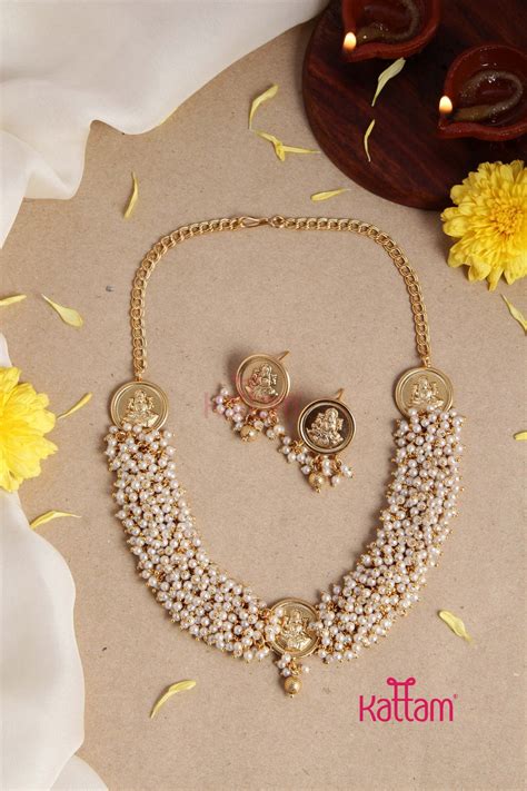 Pearl Cluster Lakshmi Coin Choker - Kattam