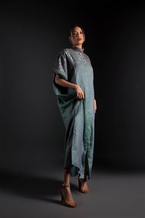 Boond – Page 2 – Chhaya Gandhi Design Studio