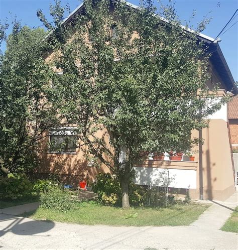 Villa in Kosovo at the Best Price | cozycozy