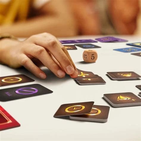 Skillmatics Catch The Crook | Strategy & mystery board game — Toycra