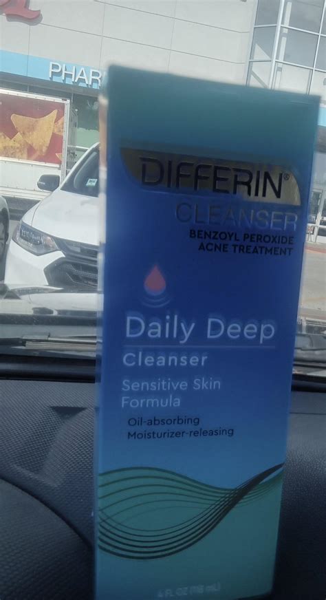Differin cleanser Using while on tret : r/tretinoin