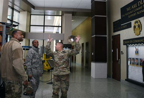 Distribution leadership hosts U.S. TRANSCOM Commander | Article | The ...