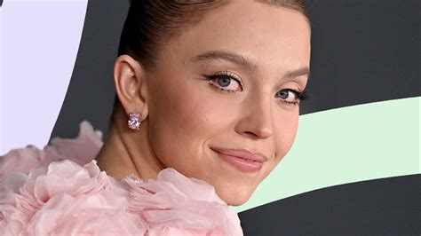 Like Sydney Sweeney, I was sexualised for having boobs at a young age | Glamour UK