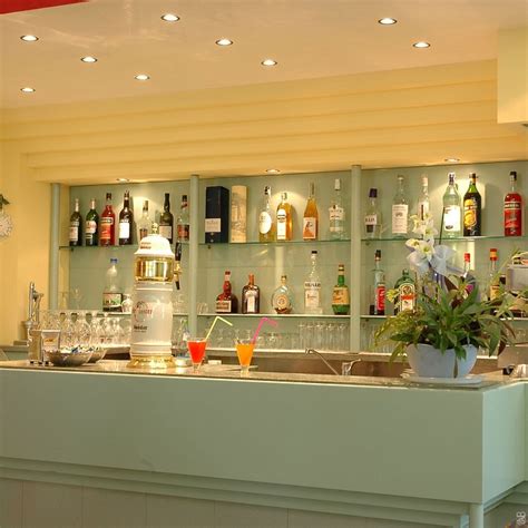 HOTEL PLAZA (Rimini/Rivazzurra) - B&B Reviews & Photos - Tripadvisor