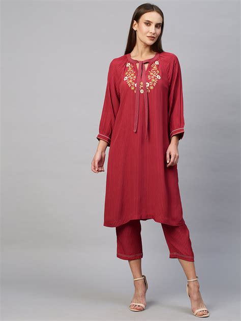 Buy Now Chemistry Viscose Crepe Dobby Raglan Embroidered Kurta Set