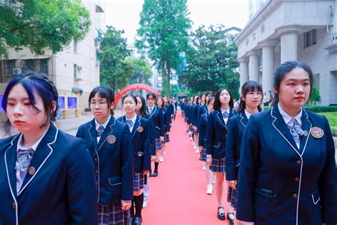 南京大学新闻网-南京大学举行2016届研究生毕业典礼暨学位授予仪式