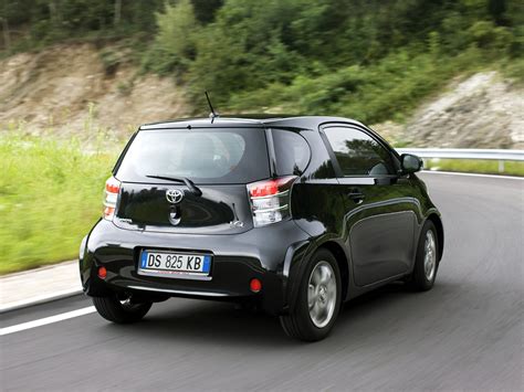 TOYOTA iQ - 2008, 2009, 2010, 2011, 2012, 2013, 2014, 2015 - autoevolution