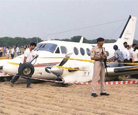Air ambulance crashes in Delhi: Heart-warming stories of 2 heroes ...