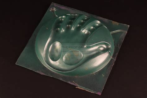 The Prop Gallery | Hand scanner - The Long Game