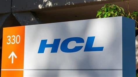 HCL Tech planning to hire up to 9,000 freshers
