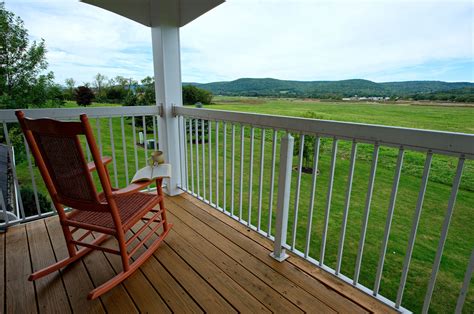 Hickory Grove Apartments