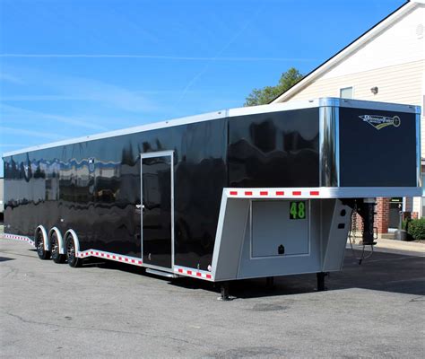 Enclosed Gooseneck Trailer