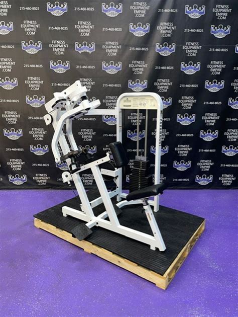 Upper Back Machine Row 的图像结果