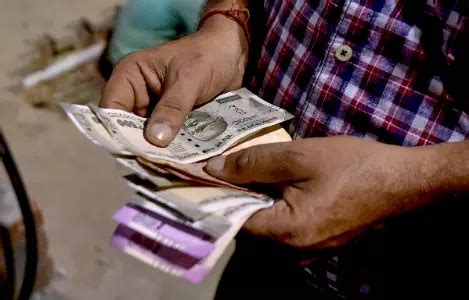 Rupee rises 6 paise to settle at 85.67 against US dollar