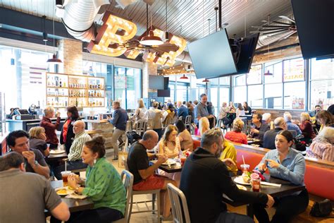 Lake Austin H-E-B now open - H-E-B Newsroom