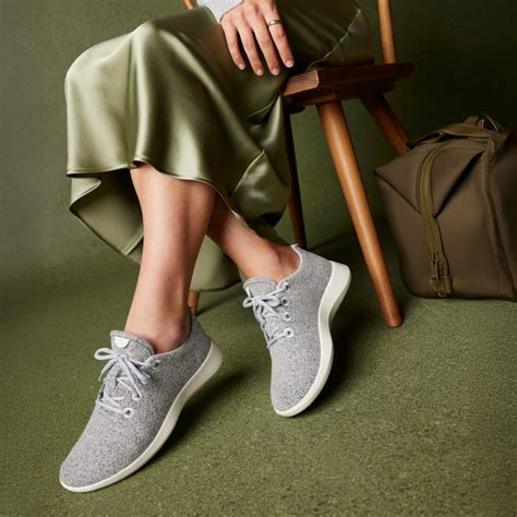 Courier Shoes – Allbirds PH