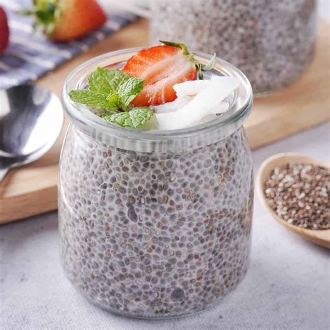 Chia Seed Pudding With Coconut Milk - Dr. Davinah's Eats