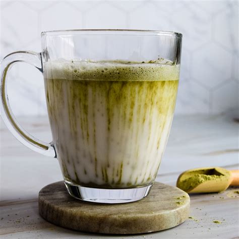 Matcha Latte with Almond Milk | Recipe Cart | Recipe Cart