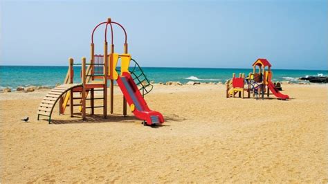 Al Farkiah Beach, Qatar: To Enjoy Fun and Thrill with Your Family