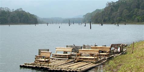 Bamboo Rafting, Thekkady - Experience Kerala