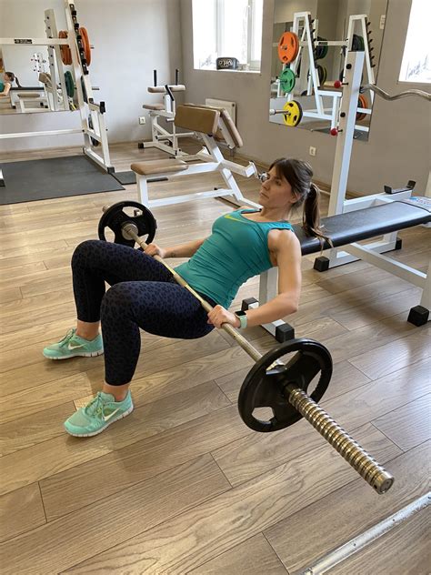 10 Best Barbell Hip Thrust Alternatives For A Strong Butt | MuscleLead