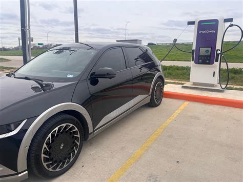 Exxon Truck Stop | El Campo, TX | EV Station