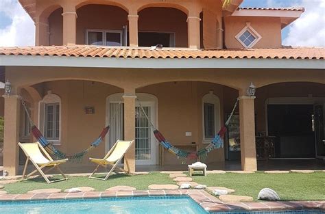 HIBISCUS BEACH HOUSE 2 (Curaçao/Willemstad) - Cottage Reviews & Photos ...