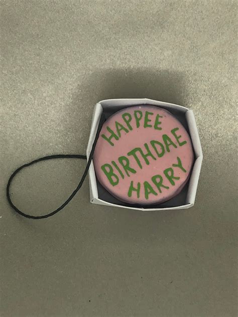 Happee Birthdae Harry Ornament Home Décor Home & Living etna.com.pe