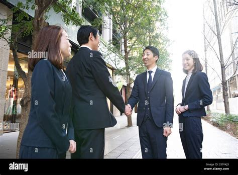 Business Scene Handshake 的图像结果