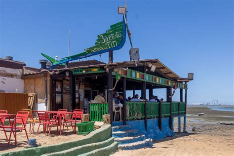 El Bartolo, el chiringuito de casi un siglo en San Fernando que desafía a Costas: "Esto no nos ...