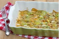 fiori di zucca con mozzarella fiori di zucca alici e mozzarella ricetta al forno fiori di zucca con mozzarella fiori di zucca alici e mozzarella ricetta al forno