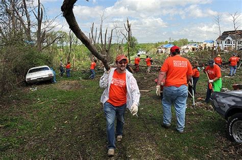 Organizations with broad social ties improve outcomes for communities ...