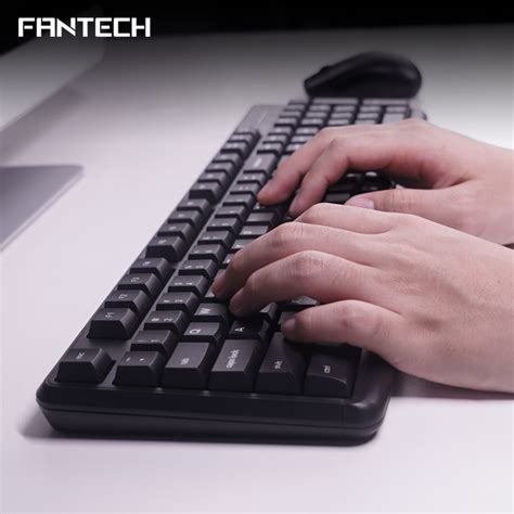 Combo mis tastatura wireless Fantech WK-894 crni - Mob-Shop