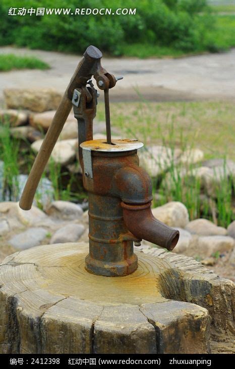 集水坑排水,集水水泵安装实物图,基排水_大山谷图库