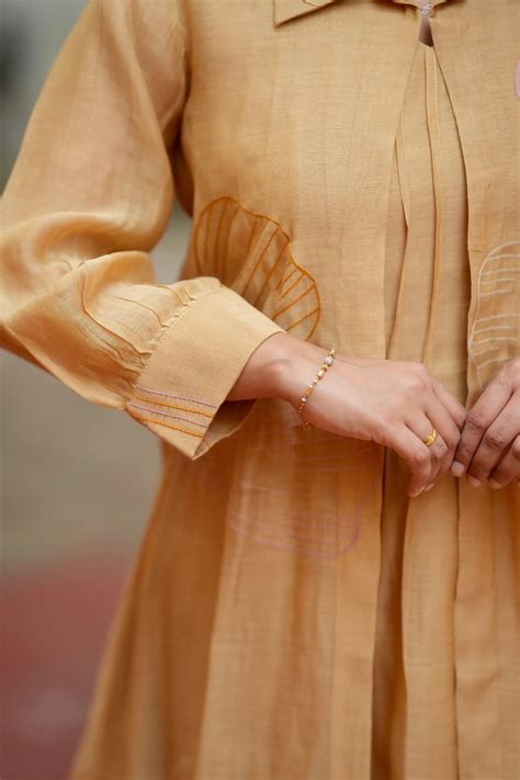 Dresses for Women | Embroidered & A-Line Dresses Online