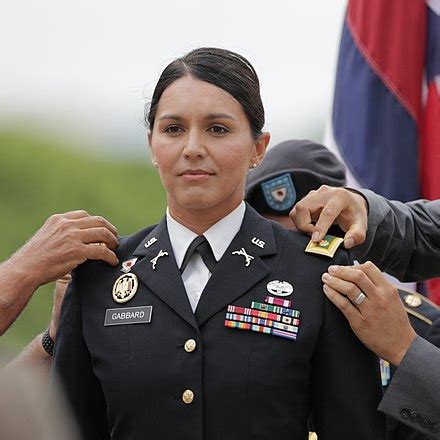 Tulsi Gabbard - Wikipedia