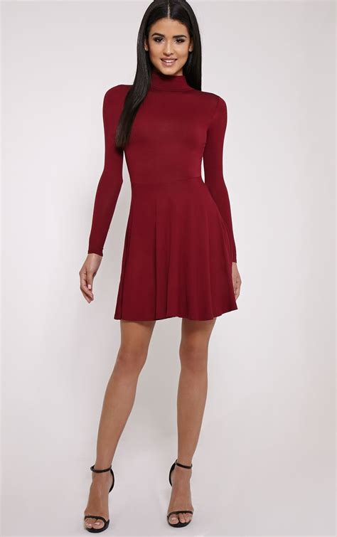 black skater dress