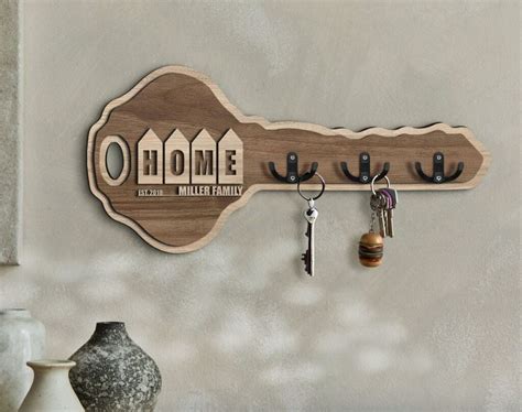 10 Best Wooden Key Holder Designs for Modern Homes